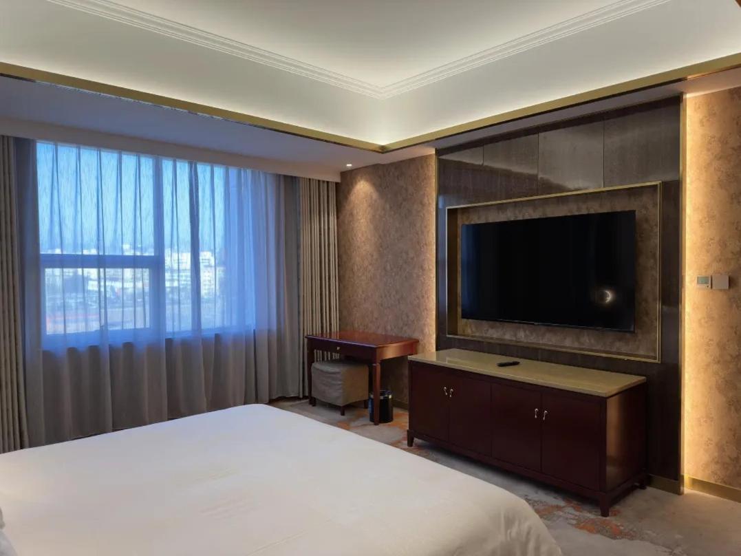 Beijing Jingyi Hotel מראה חיצוני תמונה