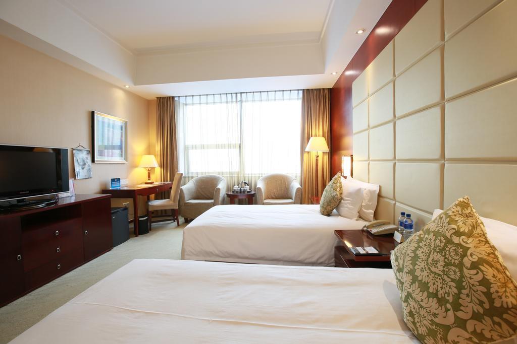 Beijing Jingyi Hotel מראה חיצוני תמונה